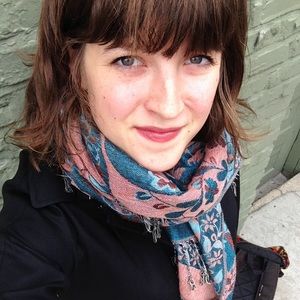 Meet your Posher, Caroline